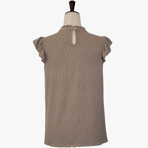 Elle Toupe Patterned Textured Ruffle High Neck Pleated Cap Sleeve Blouse - Picture 5 of 8